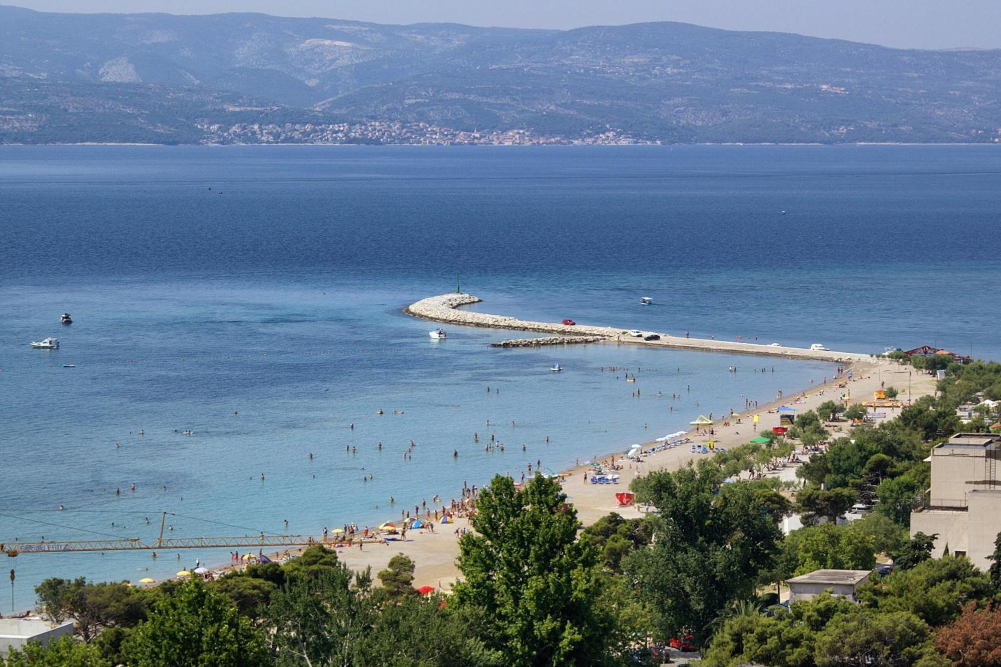 Apartments By The Sea Omis - 15485 Bagian luar foto